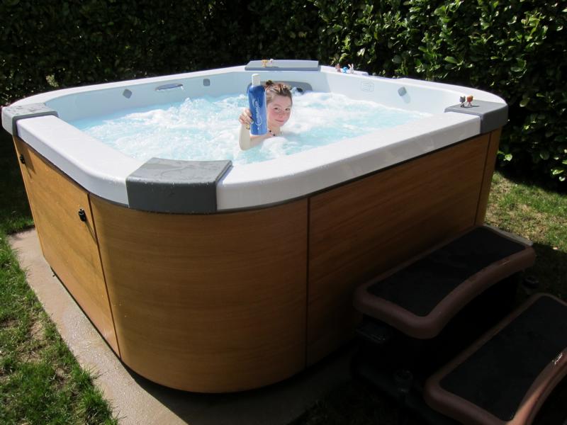 спа бассейн Jacuzzi Santorini Pro