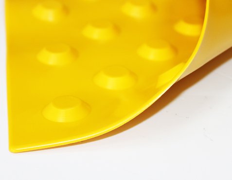 Преимущества ПВХ-плитки Тактильная